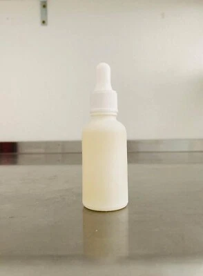 Paquete de 300 botellas de tintura de vidrio blanco esmerilado de 1 ml con goteros graduados  Foto 1 de 3