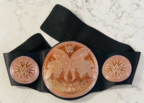 WWE Tag Team Pink Champions Titolo Cintura Wrestling Giocattolo Replica 2014 Mattel