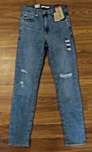 Levi’s 724 HIGH RISE Slim STRAIGHT JEANS Distressed 29 X 32 Medium Blue Wash NWT - Picture 1 of 4