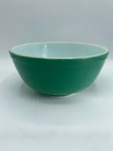 Pyrex Vintage Mixing Bowl Nesting Primary Color Green TM REG 8 1/2" (M) - Picture 1 of 13