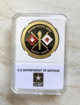 US ARMY SIGNAL CORPS Challenge Coin With Case - Image 1 of 2