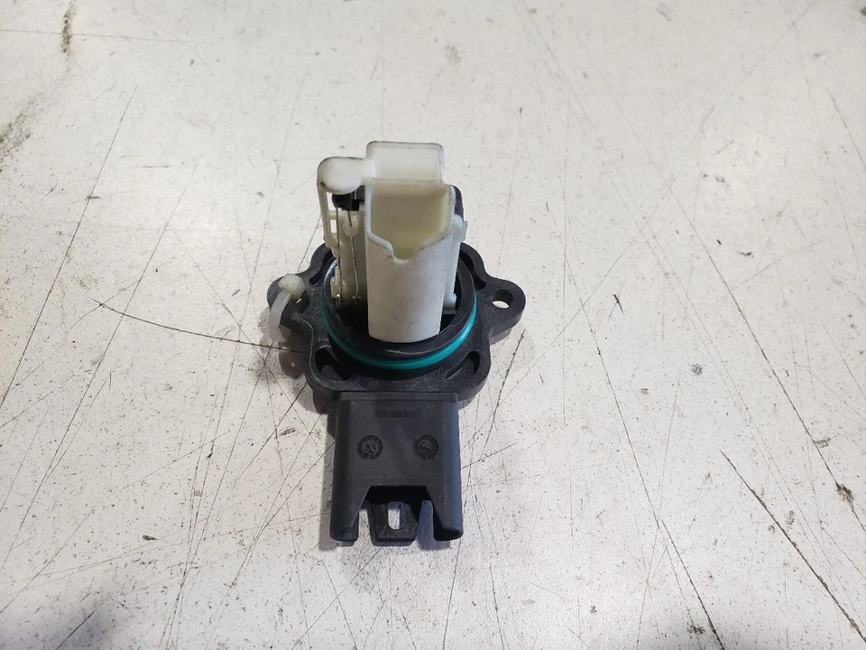 Sensor de flujo de masa de aire - BMW 328i E90 N52 2011 - 07-13 OEM 13627551638 Foto 1 de 4
