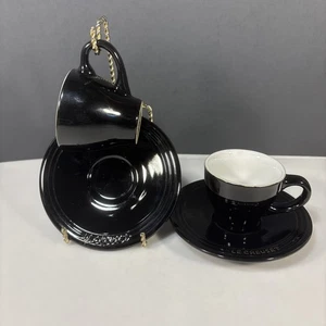 Le Creuset Demitasse Tazza Espresso e Piattino Liquirizia Nero con Bianco Interno 2 Set - Foto 1 di 11