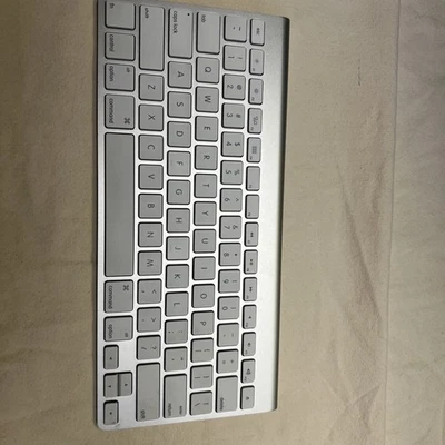 Teclado mágico Apple Foto 1 de 2