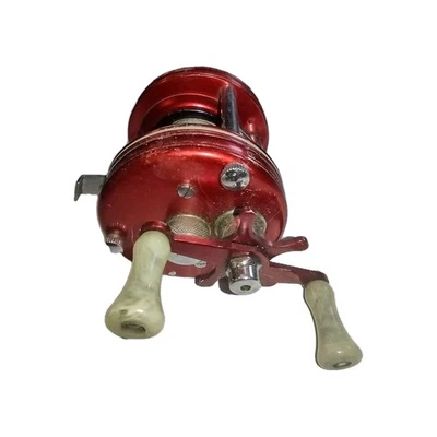 Carrete de fundición de cebo ABU Ambassadeur 5000, rojo, 4 tornillos. Foto 1 de 4