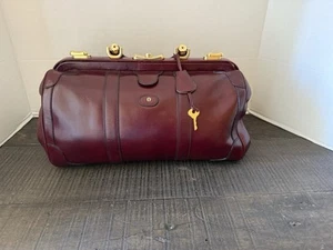 Sac médecin de voyage vintage Etienne Aigner en cuir avec portefeuille bordeaux comme neuf - Photo 1/24