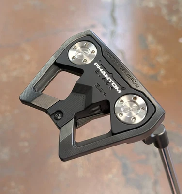 2025 Scotty Cameron Phantom Black 9.2R Limited Edition Putter 33" RH +HC *EX* - Image 1 of 4