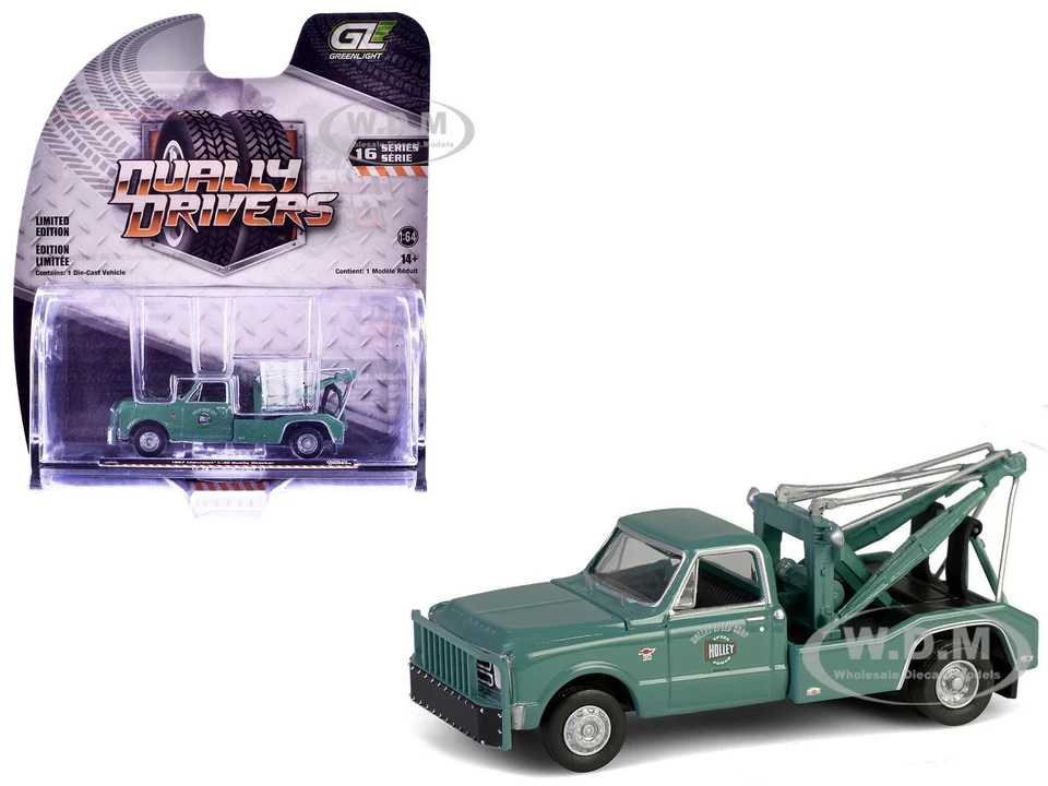 1967 CHEVROLET C-30 DUALLY TOW TRUCK "HOLLEY" GREEN 1/64 BY GREENLIGHT 46160 A