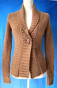 Prag Modern Neu mit Etikett Damen Karamell Farbe Strick Cardigan Pullover Größe S - Bild 1 von 10