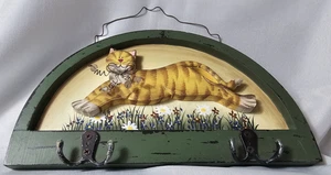 Wooden Cat Wall Hanging with Hooks - Picture 1 of 4
