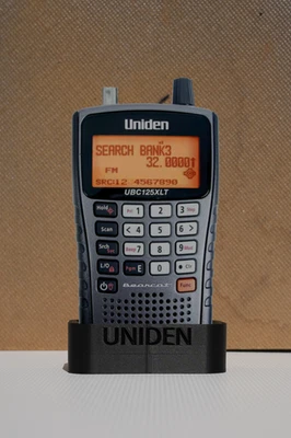Tischhalterung Ständer für den Uniden Bearcat UBC125XLT Scanner Halter 125-XLT - Bild 1 von 4