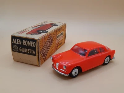 JOUET ANCIEN NOREV ALFA ROMEO GIULIETTA SPRINT 1300 + BOITE - Photo 1/4
