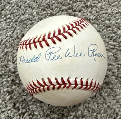 Pee Wee Reese HOF 1984 (died 1999) PSA/DNA Signed Baseball Los Angeles Dodgers - Image 1 of 3