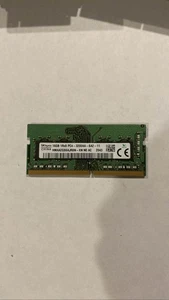Memoria para computadora portátil SK Hynix 16 GB 1Rx8 PC4-3200AA DDR4 SODIMM HMAA2GS6AJR8N - Imagen 1 de 2