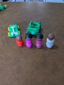 Vintage Fisher Price Little People African American Lot Of 4 With 2 Vehicles  - Picture 1 of 14