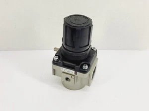 SMC 10-AR50-10-N Manual Pressure Regulator (0.05 ~ 0.85 MPa) - Picture 1 of 9