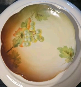 JHR Alice Bavaria Green Grapes Porcelain 6 7/8” Plate / Bowl - Picture 1 of 3