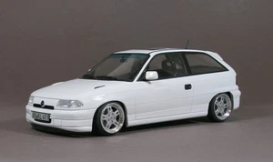 Cerchi in lega Opel Astra F GSI bianchi 3 pezzi SFJ 16 pollici conversione 1/18 - Foto 1 di 4