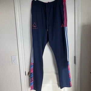 Pantaloni Adidas Uomo Tiro HumanRace Track Rosa Navy Pharrell Calcio Calcio - XL - Foto 1 di 8