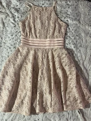 City Studio Blush Pink and Silver Lace Mini Dress Juniors Sz 3 Winter Ball Prom - Image 1 of 4