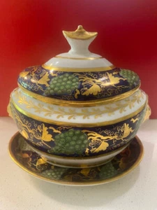 19c Französisch Blau Gold mit bemalten Wein und Weinblättern Porzellan Saucenterrine. - Bild 1 von 7