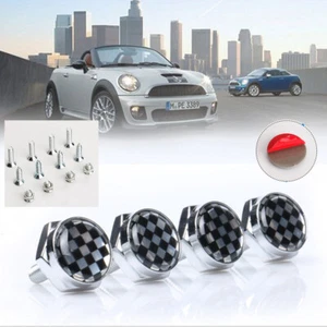 Checkered UK Flag 3D Car Truck Rear Trunk License Plate Frame Screw Cap Bolt On - Bild 1 von 4