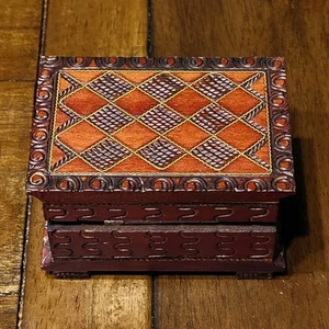 Box Polish Hand Carved Wood Trinket Jewelry Box Flowers Vintage - Picture 1 of 5