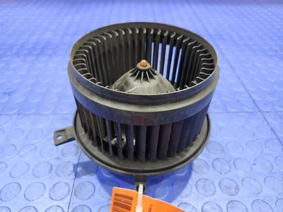 Conjunto de motor soplador de aire acondicionado calentador Jeep Grand Cherokee 14-20 OEM 68224166AB Foto 1 de 4