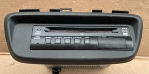 2003-2007 Honda Odyssey Front DVD Player OEM 08A23-2E1-010-03 - Picture 1 of 6