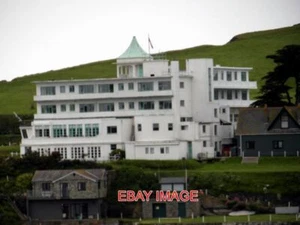 PHOTO BURGH ISLAND HOTEL BUILT IN 1929 EXTENDED IN 1932 AND RESTORED IN 2006 IT - Picture 1 of 1
