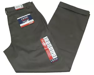 Men's Chino Pants NEW IZOD American Pleated Cuffed Tag 30/30 measured Size 30x29 - Picture 1 of 6