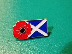 Red Poppie Flower Scotland Flag The Saltire Pin Badge Lapel Metal Enamel UK GB - Picture 1 of 3