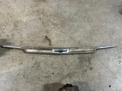 Chevy Impala Belair Biscayne 1965 65 emblema de maletero con bisel montaje SS Foto 1 de 4