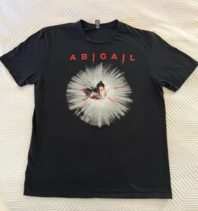 Camiseta Abigail 2024 Promo Película Talla L - Imagen 1 de 7