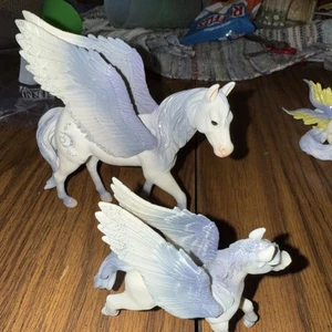 RARE 2 PEGASUS And Baby 6" Fantasy Figure - 2015 Schleich Bayala Bundle - Picture 1 of 3