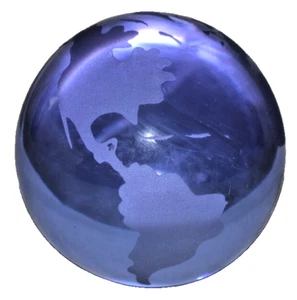 Vintage Purple Lavender Etched World Globe Art Glass Paperweight - Picture 1 of 4