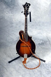 Mandolina de cuero de alce trenzado LAKOTA LEATHERS - Correas de ukelele TAN & TOB - Imagen 1 de 1