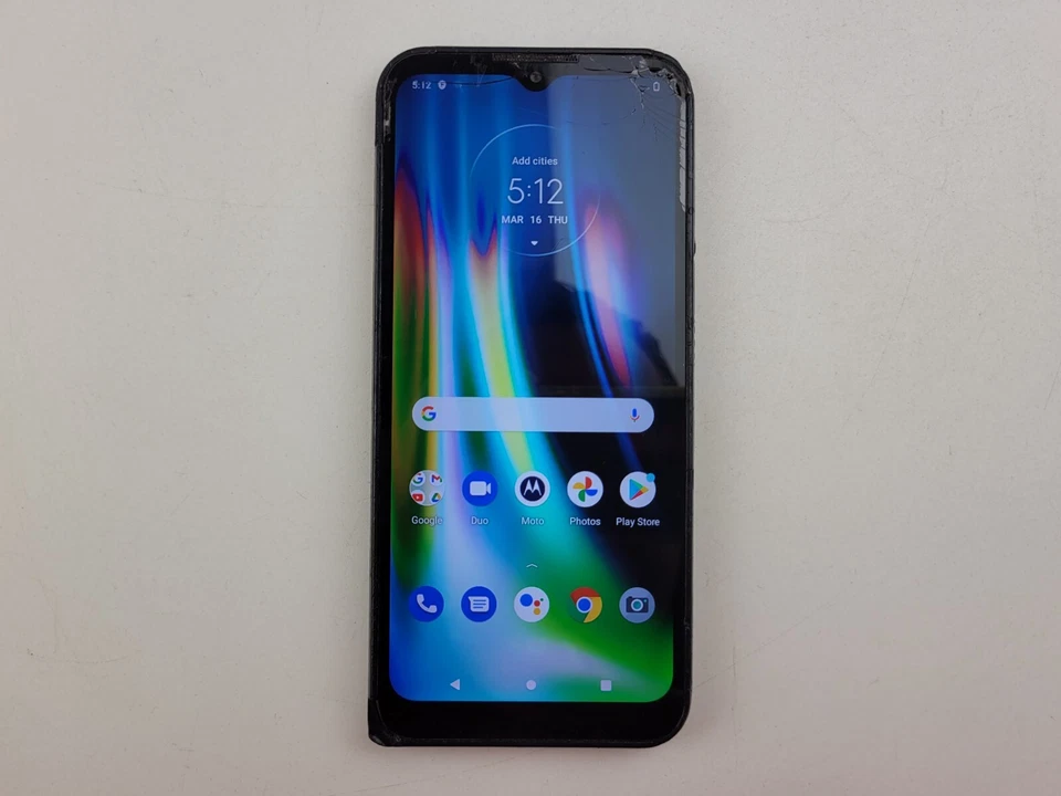 Motorola Defy (2021) (XT2083-8) 64GB (GSM Desbloqueado) Doble SIM - AGRIETADA - H0927 Foto 1 de 4