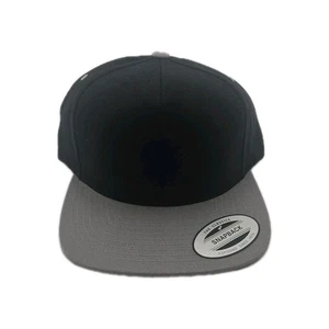 Sombrero Yupoong The Classics en Negro Gris Nuevo Snapback - Imagen 1 de 6