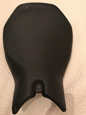 Sillín asiento delantero Ducati Panigale 1199S 1199 OEM 899 P# 59521081B Foto 1 de 4