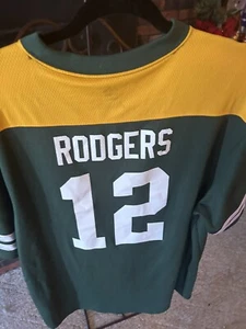 Nike Aaron Rodgers Men's Bay Packers Jersey, Size M - Green - Picture 1 of 4