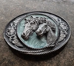 1991 SISKIYOU BUCKLE CO 2 Horses Pewter Belt Buckle - Collectible - Picture 1 of 7