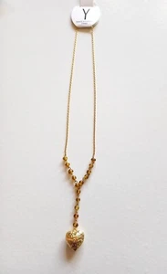 CHAÎNE DORÉE ET PERLES AMBRÉES AVEC PENDENTIF DORÉ EN FORME DE COEUR SCULPTÉ - Picture 1 of 10