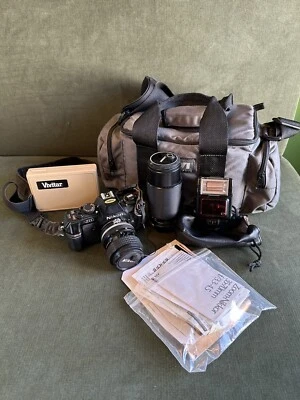 Nikon N2000 Ai-s Zoom Nikkor 35-70mm f/3.3-4.5 Lens w/Cap SR-22 Powers Untested - Image 1 of 4