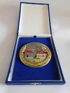 ADAC Klassik RALLYE tour Automobile Club Car Badge - Collectors piece in Box - Picture 1 of 6