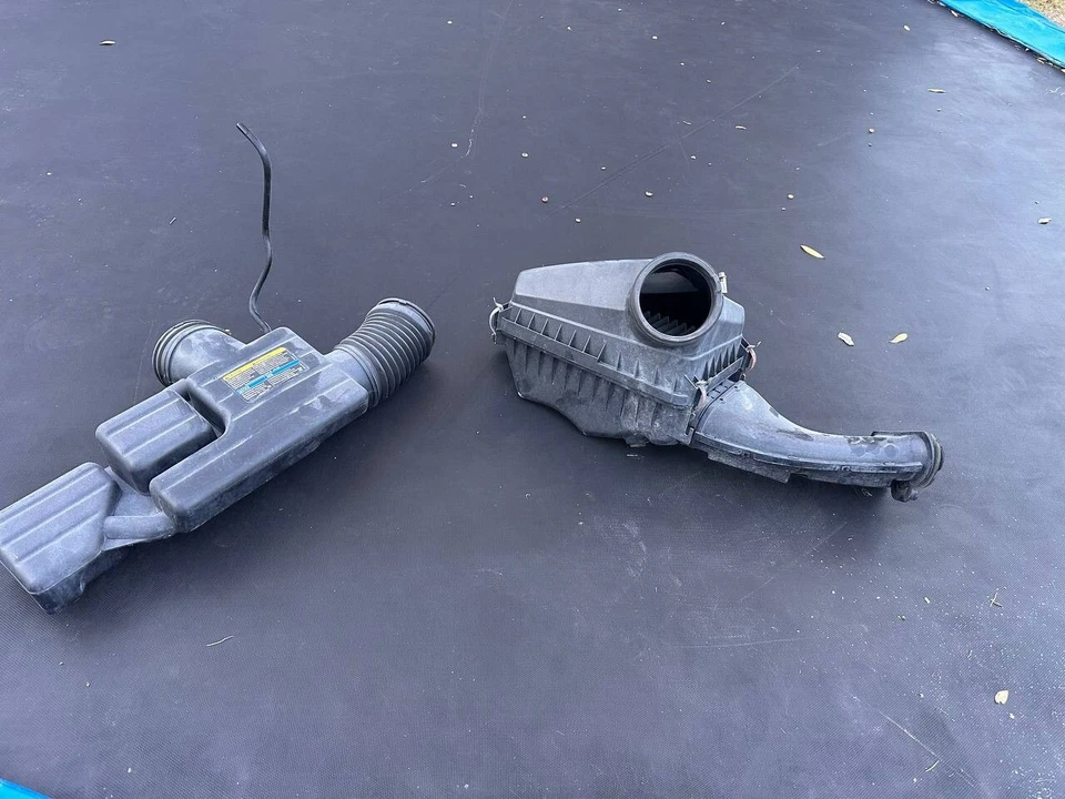 08-09 PONTIAC G8 OEM admisión Foto 1 de 4