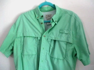 L.L. Bean Mens button up shirt short sleeve Size M Regular - Picture 1 of 6