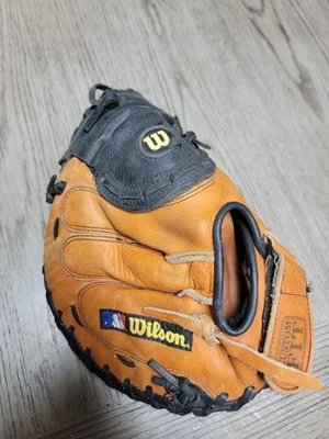 WILSON 500 A0500 PYCM IVAN RODRIGUEZ 30.5" Catchers Baseball Glove Mitt - Image 1 of 4