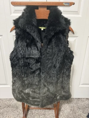 Gianni Bini大号黑色/灰色仿皮背心 — 第 1/4 张图片