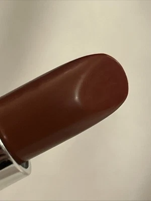 Lápiz labial Tony&Tina en 329 rojo oscuro profundo semi mate de colección nuevo raro duro Foto 1 de 4